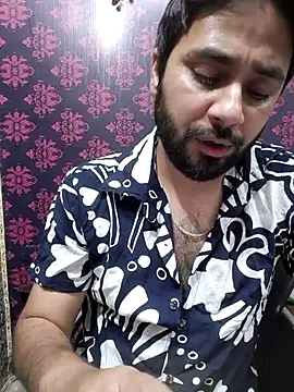 Cute Lucky online show from 04.30.26