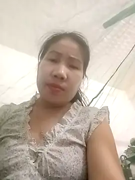 Snapshot of Reema_143 chatting on 11.26.25 Reema 143 online show from 11.26.25