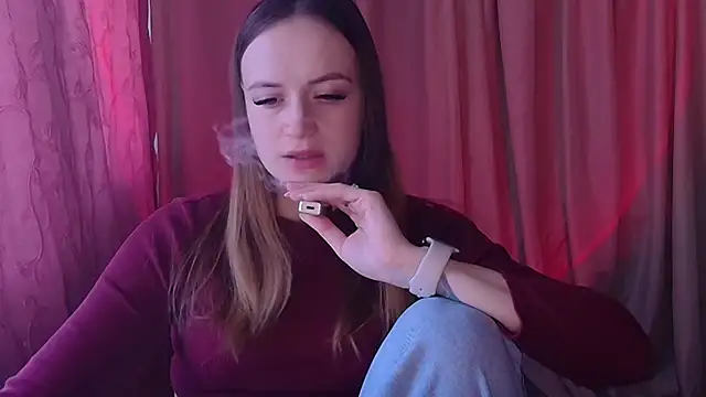 Illa May online show from 03.12.26