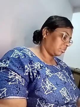 Riya-mallus online show from 11.28.25