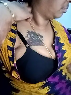 Riya-mallus online show from 12.22.25