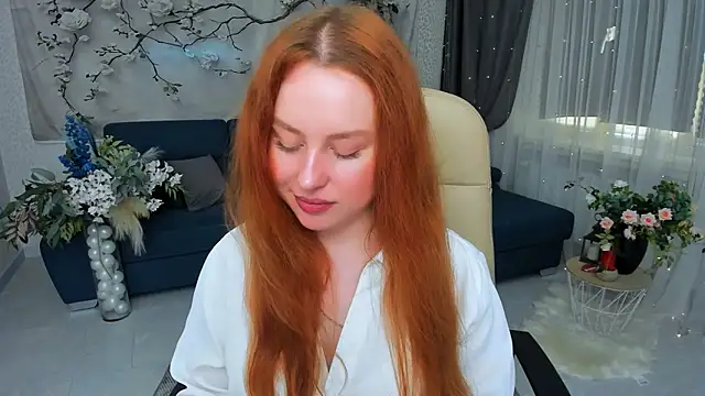 Snapshot of AirySilhouette chatting on 05.26.26 AirySilhouette online show from 05.26.26