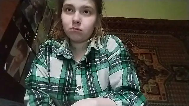 Snapshot of KikiBang chatting on 01.17.26 KikiBang online show from 01.17.26