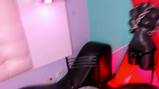 Snapshot of ArhyFoxx1 chatting on 01.08.26 ArhyFoxx1 online show from 01.08.26