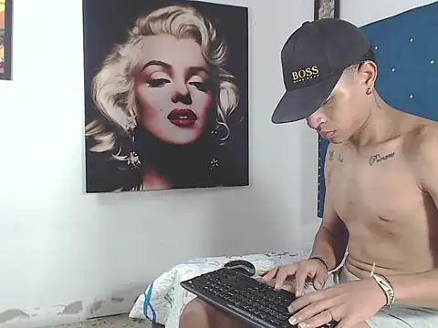 Snapshot of crissex3 chatting on 03.21.26 crissex3 online show from 03.21.26