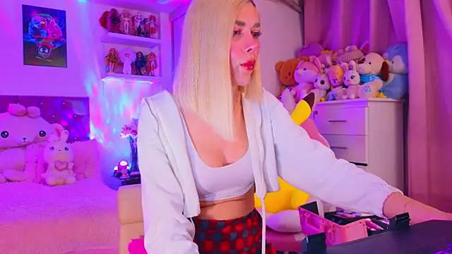 MadamBarbiee online show from 02.05.26