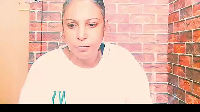 Snapshot of indian_spice_girl chatting on 07.03.26 indian spice girl online show from 07.03.26