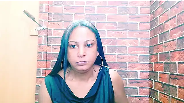 Snapshot of indian_spice_girl chatting on 07.24.26 indian spice girl online show from 07.24.26