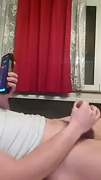 Snapshot of Deutscherpenis chatting on 01.14.26 Deutscherpenis online show from 01.14.26