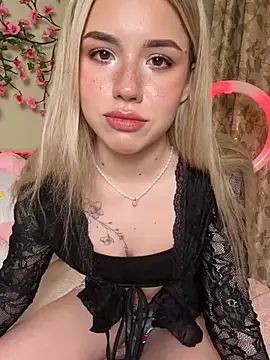 Snapshot of PurrAliceX chatting on 03.26.26 PurrAliceX online show from 03.26.26