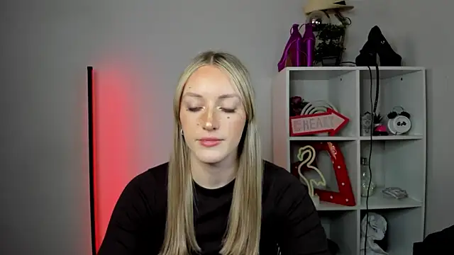 EvelynBlond online show from 05.22.26