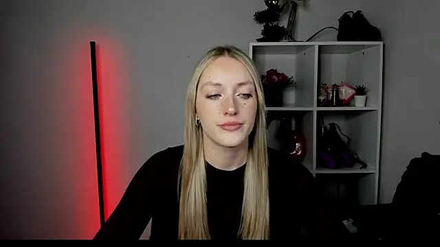 EvelynBlond online show from 07.06.26