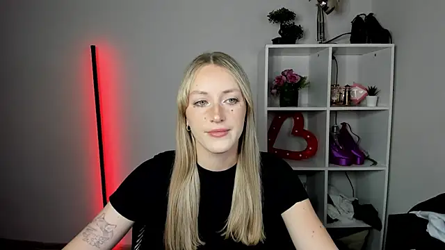 EvelynBlond online show from 07.20.26