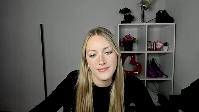 EvelynBlond online show from 07.21.26