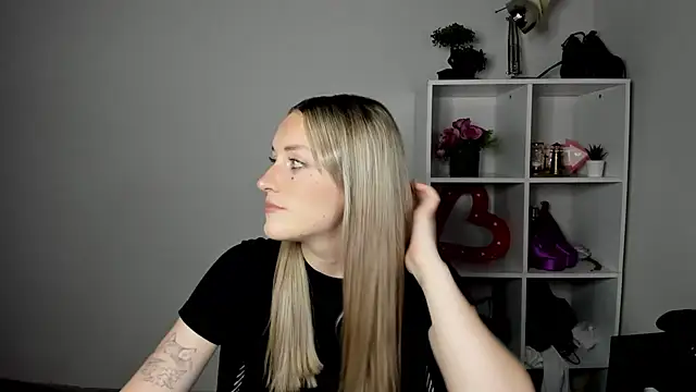 EvelynBlond online show from 07.22.26