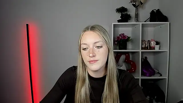 EvelynBlond online show from 07.27.26