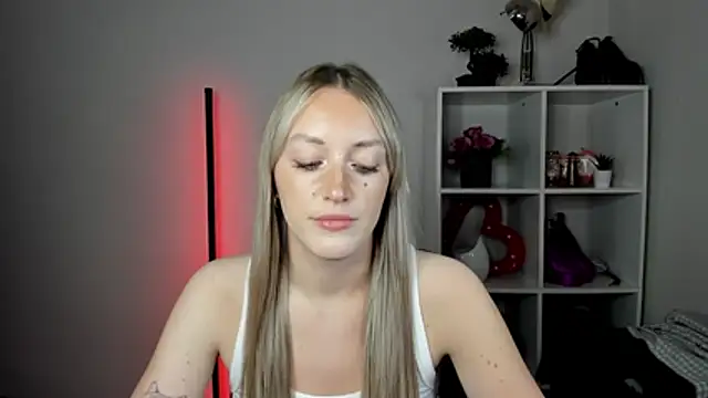 EvelynBlond online show from 07.28.26
