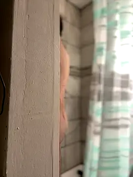 strippingmale1 online show from 12.17.25