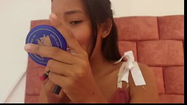 Snapshot of Full_Ass_nasty chatting on 12.17.25 Full Ass nasty online show from 12.17.25