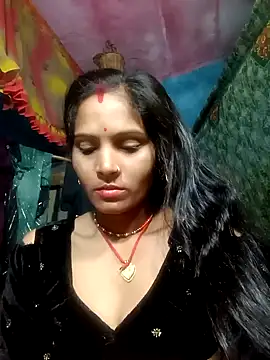 Snapshot of Rt_kinjal chatting on 11.22.25 Rt kinjal online show from 11.22.25