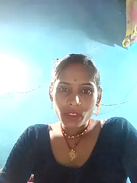 Snapshot of Rt_kinjal chatting on 11.29.25 Rt kinjal online show from 11.29.25