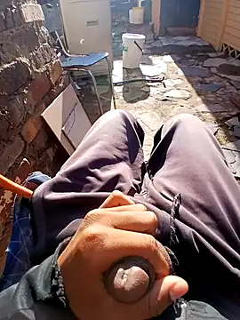 Eezxxx online show from 12.02.25