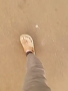 Meow buggie online show from 12.22.25