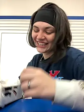 Snapshot of Kora_Kat chatting on 12.14.25 Kora Kat online show from 12.14.25