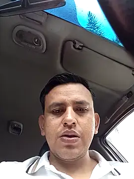 Snapshot of art-e9-2 chatting on 11.24.25 art-e9-2 online show from 11.24.25