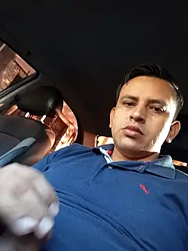 Snapshot of art-e9-2 chatting on 11.26.25 art-e9-2 online show from 11.26.25