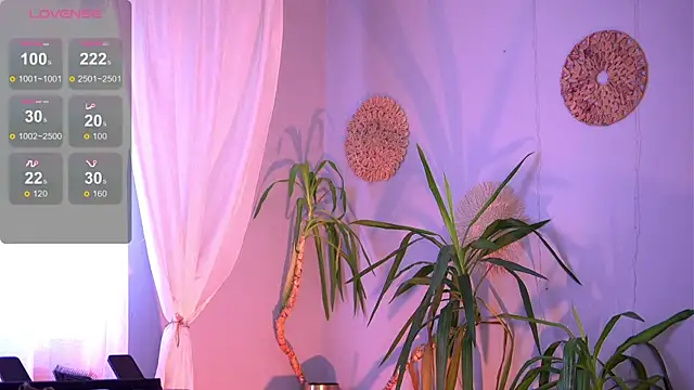 PureEllieX online show from 06.25.26