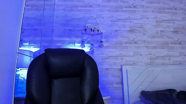 Snapshot of Emir_Ozan_ chatting on 01.07.26 Emir Ozan online show from 01.07.26