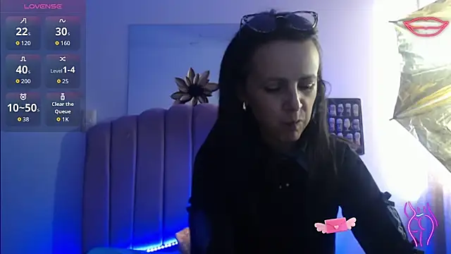 Juliana  lx online show from 12.17.25