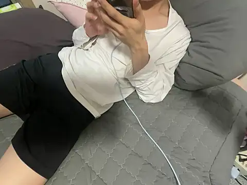 Snapshot of __kim chatting on 05.10.26 kim online show from 05.10.26