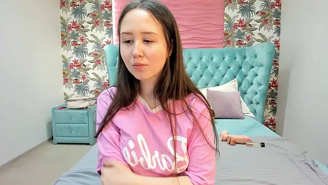 MonicaSway online show from 12.05.25