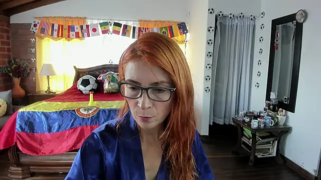 Snapshot of Charlotte-Willson chatting on 06.16.26 Charlotte-Willson online show from 06.16.26