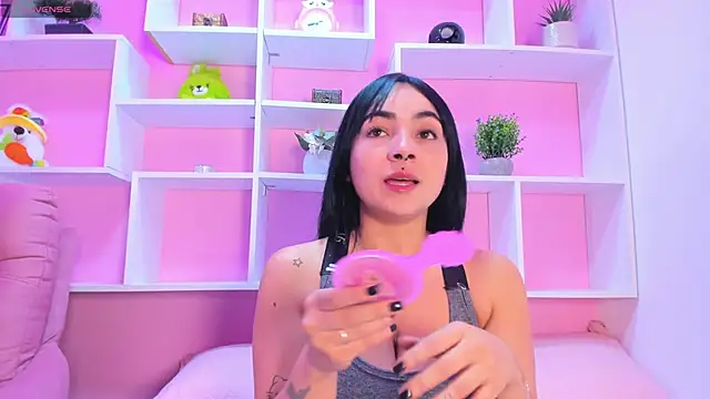 Snapshot of kittyMelvis chatting on 12.02.25 kittyMelvis online show from 12.02.25