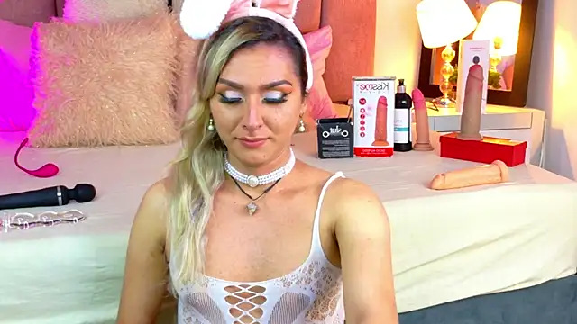 Snapshot of Lunitaa_Diva chatting on 02.07.26 Lunitaa Diva online show from 02.07.26