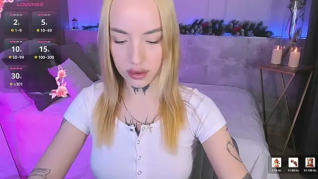 Snapshot of MarquiseMuse chatting on 01.13.26 MarquiseMuse online show from 01.13.26