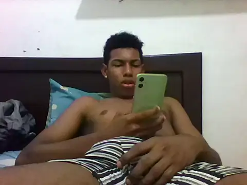 Snapshot of sexeltk chatting on 12.22.25 sexeltk online show from 12.22.25