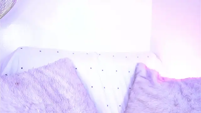 Mackenzie Lia online show from 03.14.26