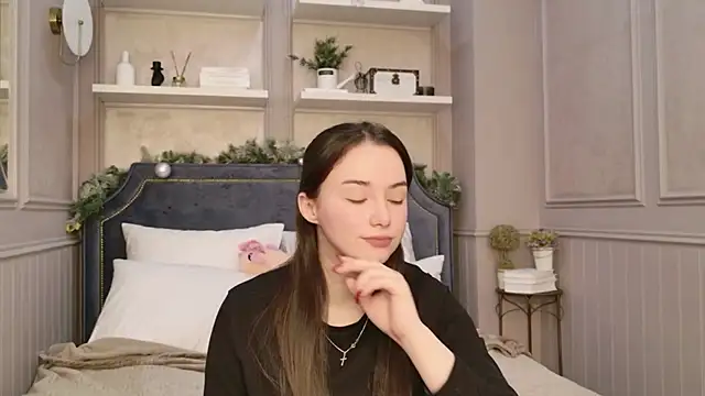 Snapshot of Amber_Bond chatting on 01.13.26 Amber Bond online show from 01.13.26