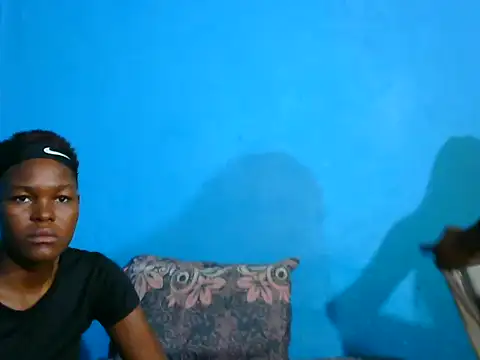 VirginPrincess06 online show from 12.14.25