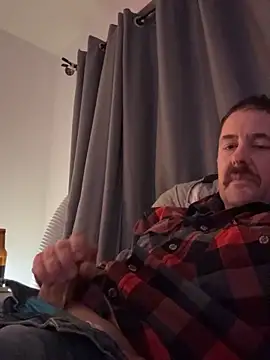 Snapshot of jubelale chatting on 11.27.25 jubelale online show from 11.27.25