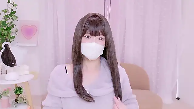 Snapshot of JUNjun__ chatting on 12.04.25 JUNjun online show from 12.04.25