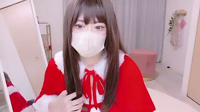 Snapshot of JUNjun__ chatting on 12.21.25 JUNjun online show from 12.21.25