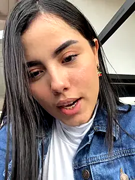 Snapshot of Marilyn_Monrou chatting on 12.14.25 Marilyn Monrou online show from 12.14.25