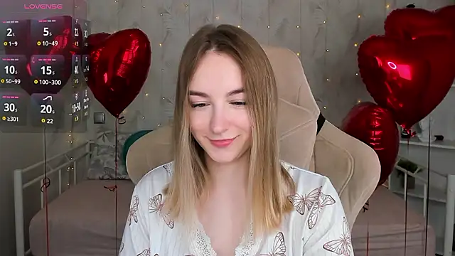 Shy Polly online show from 02.10.26