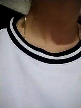 Snapshot of Monitaxhot chatting on 12.20.25 Monitaxhot online show from 12.20.25