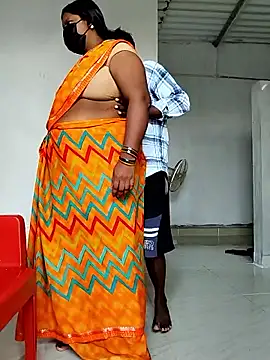 Snapshot of Desicouple1706 chatting on 01.16.26 Desicouple1706 online show from 01.16.26